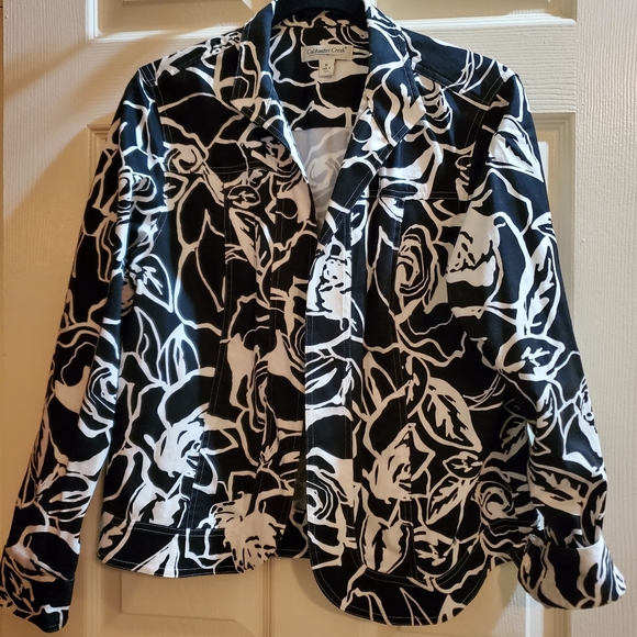 Coldwater Creek Jackets & Blazers - Coldwater Creek black & white printed jacket